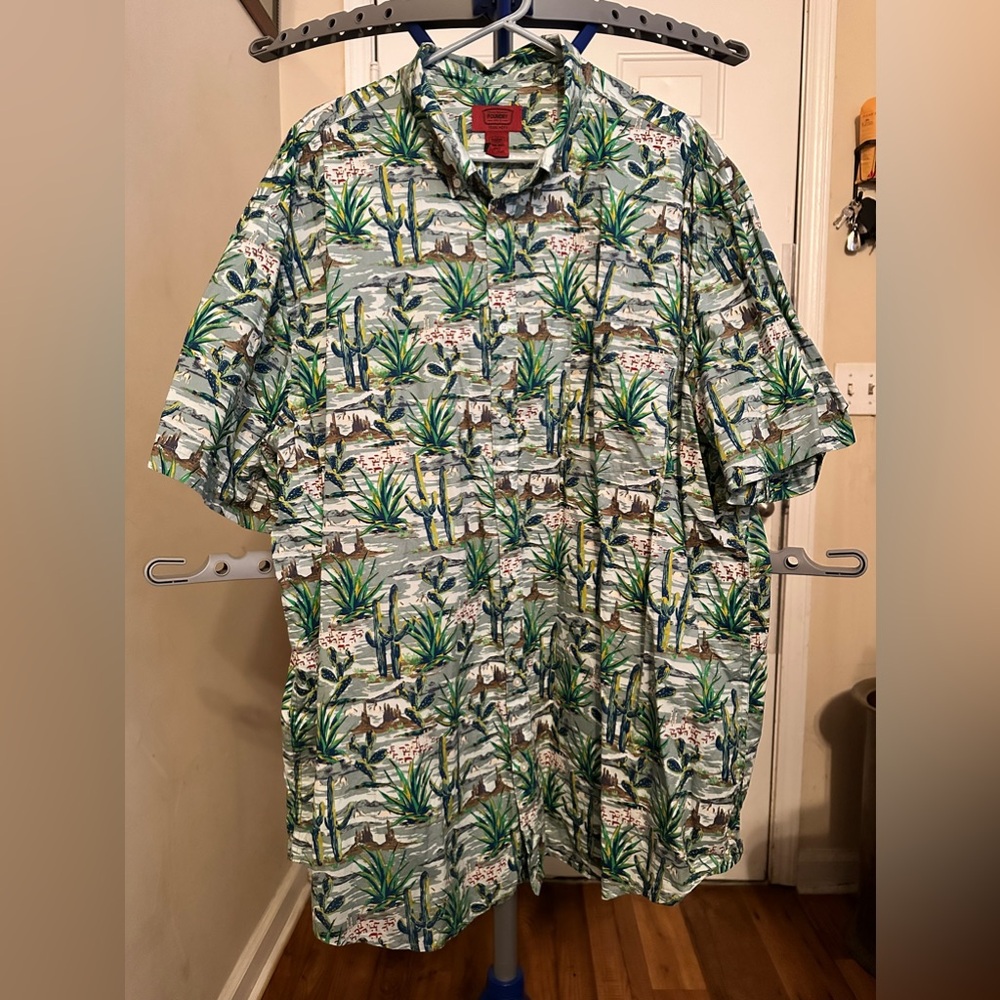 Men’s Hawaiian shirt